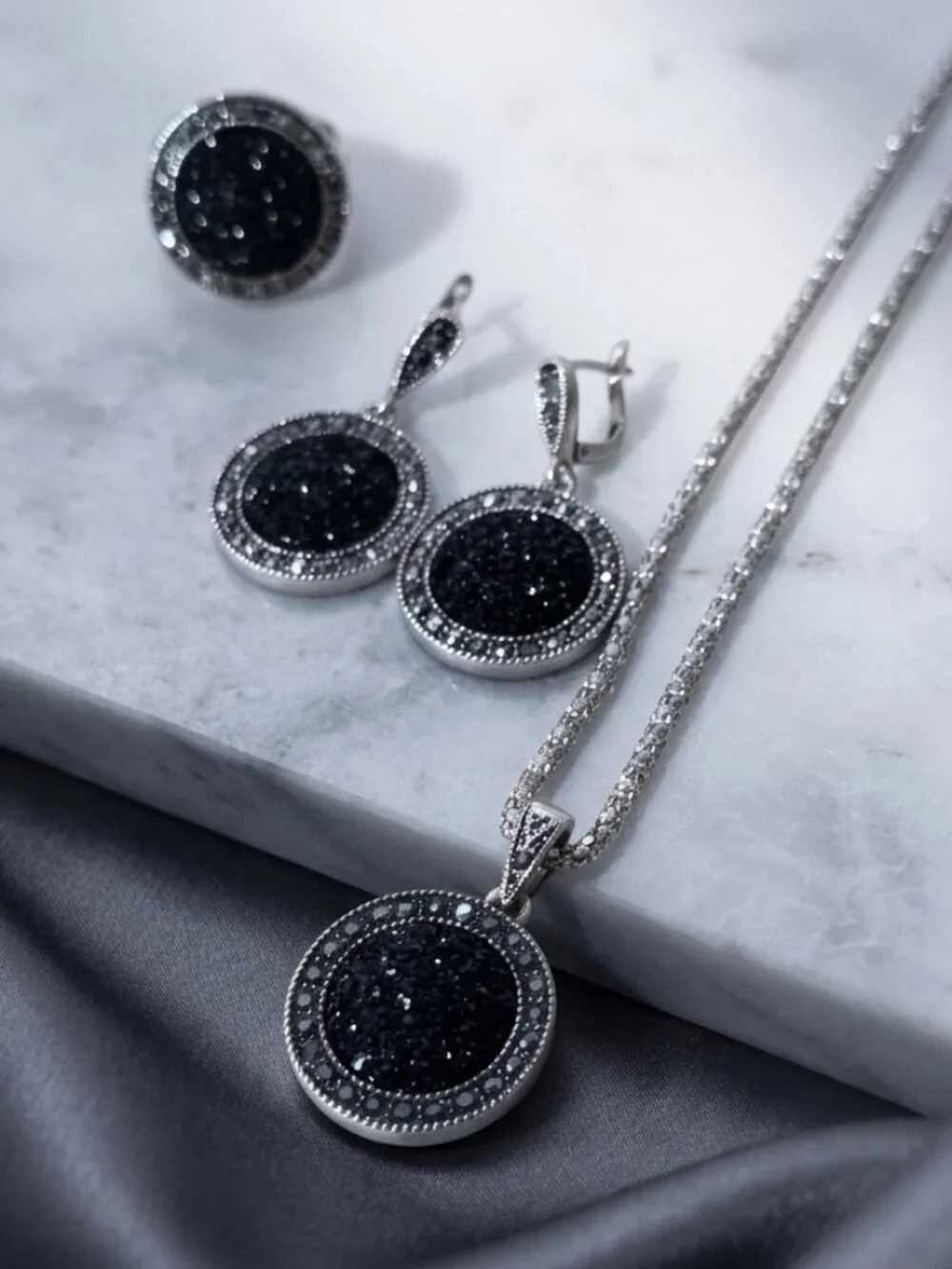 Beonon Vintage Silver Black Crystal Statement Necklace Drop Earrings Ring Set